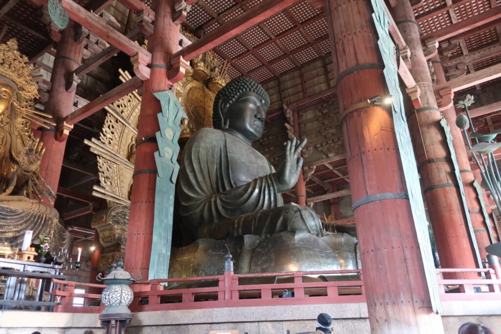 【東大寺観光】人気の撮影位置からの大仏様(廬舎那仏)